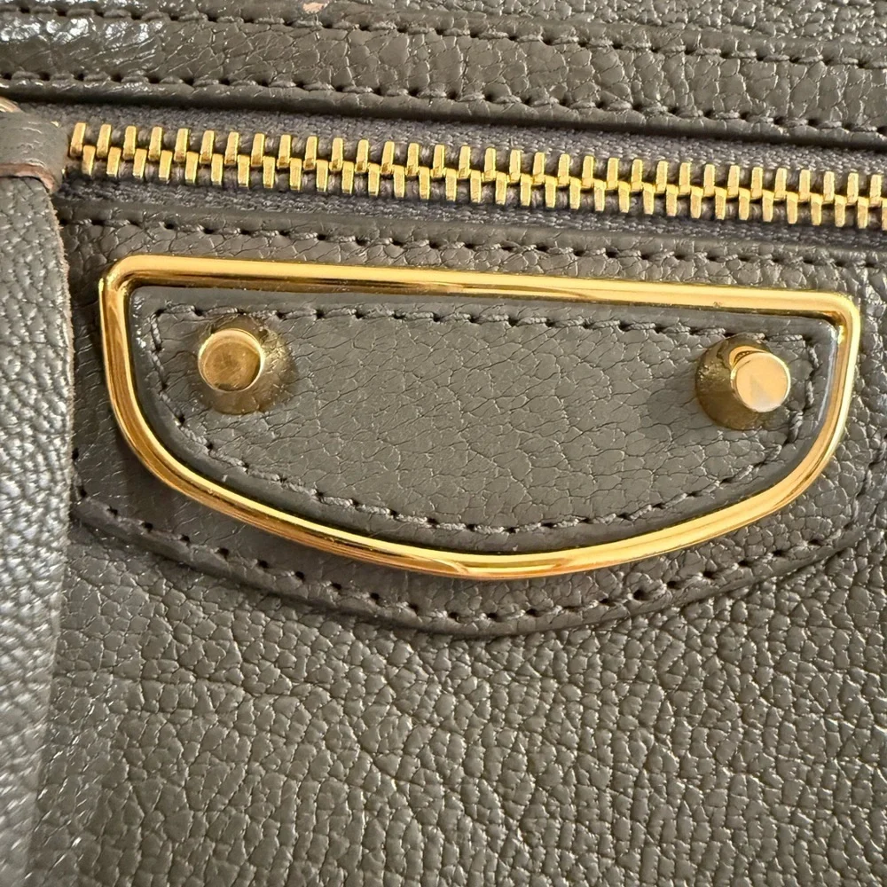 Balenciaga very good